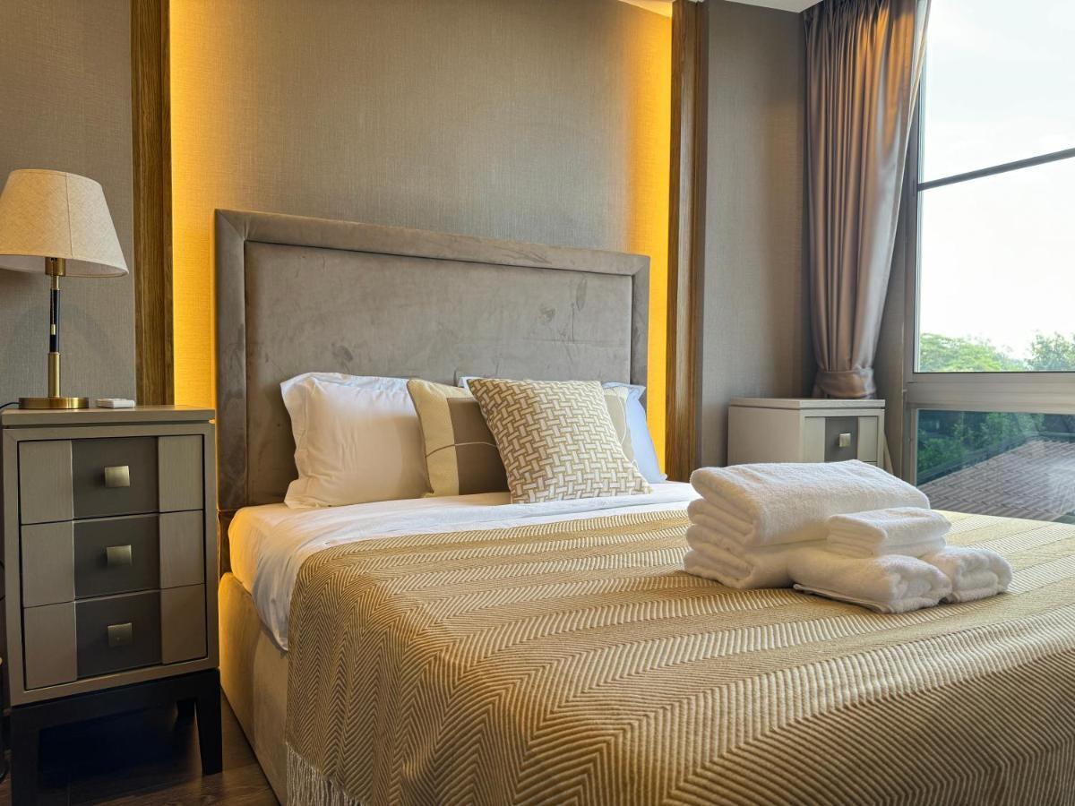 Chiang Mai Night Market Super Large Luxurious 3-Bedroom Hotel-Style Condo Exteriér fotografie